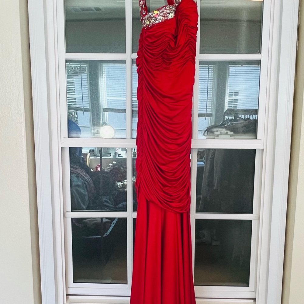Elegant Red Evening Diamond, One shoulder prom/ball/pageant Gown
